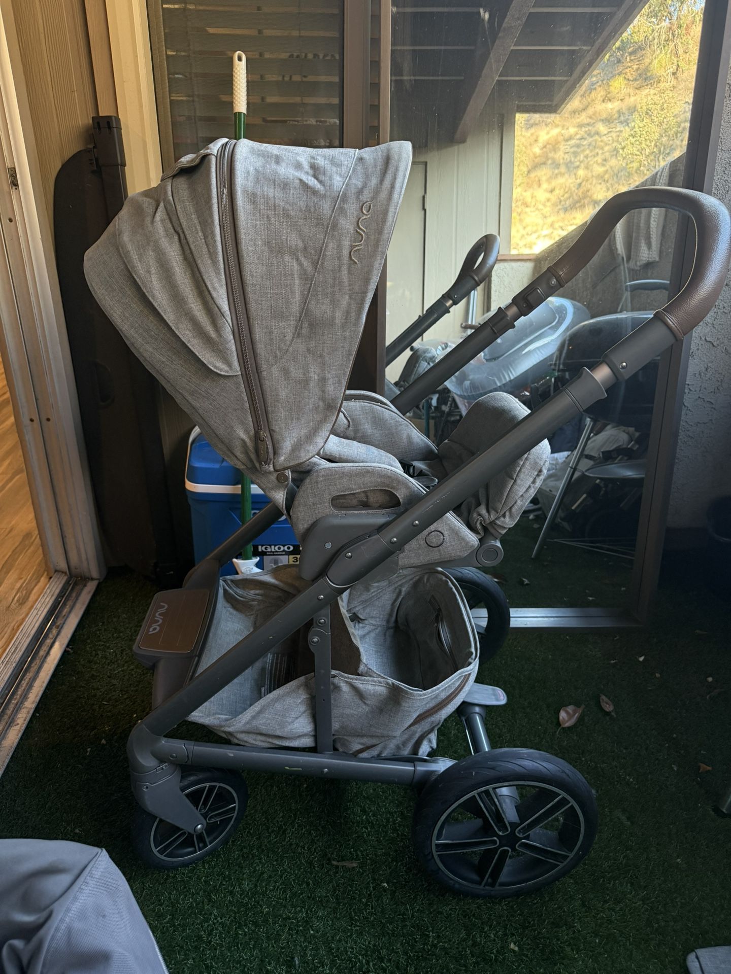 Nuna MIXX Next Stroller & Car Seat Set