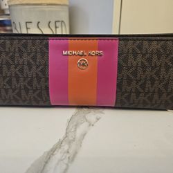 New Rare Michael Kors Eva Pencil/Cosmetic Case