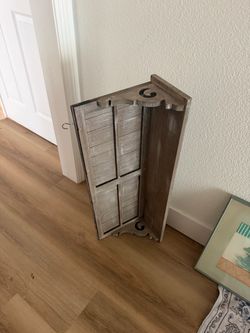 Vintage looking shelf
