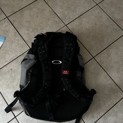 Oakley Surf Wet/Dry Backpack ( 2003 )