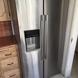 Whirlpool 20.6 Cubic Feet Refrigerator 