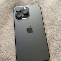 iPhone 14 Pro Max 