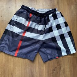 youth burberry shorts