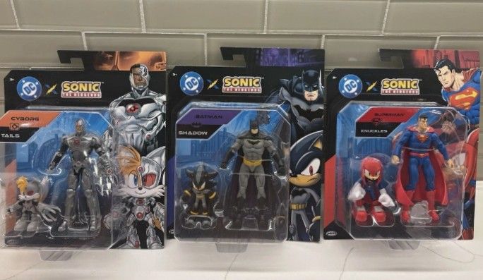 DC X SONIC FIGURES