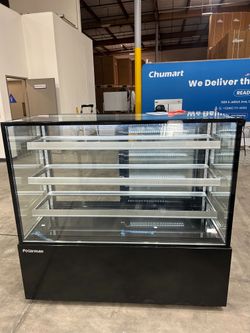 ❄️ NSF Refrigerated Bakery Glass Display (Vitrina Refrigerada de panadería)