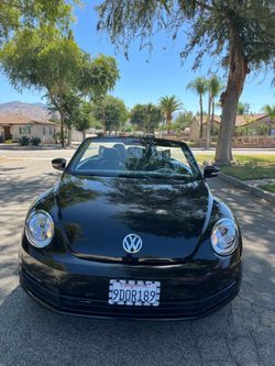 VW BEETLE ￼