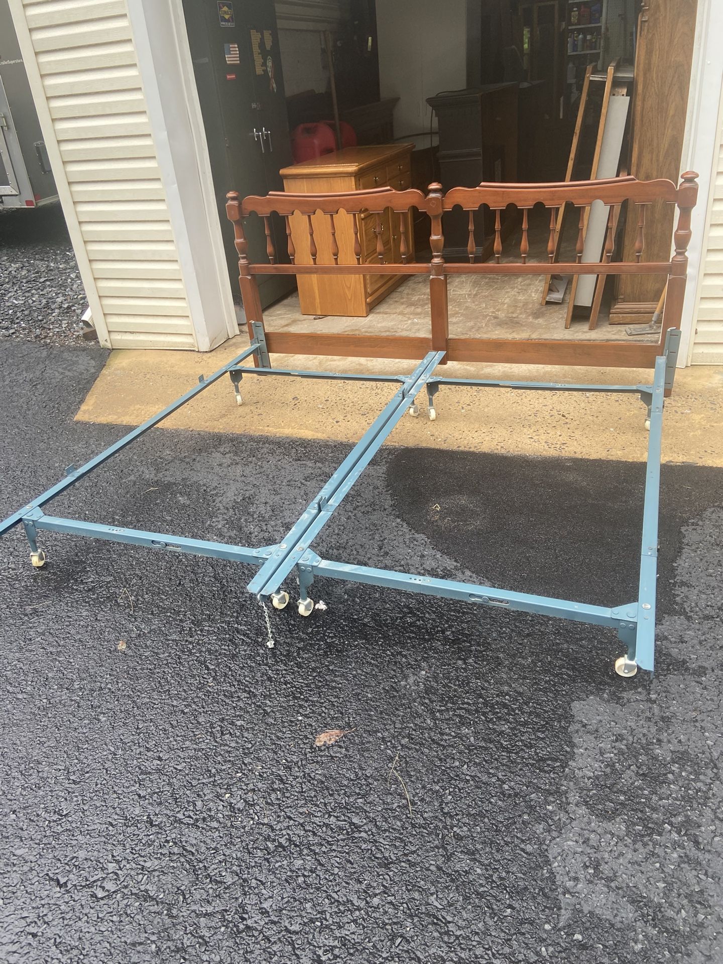 King Size Headboard And Metal Frame
