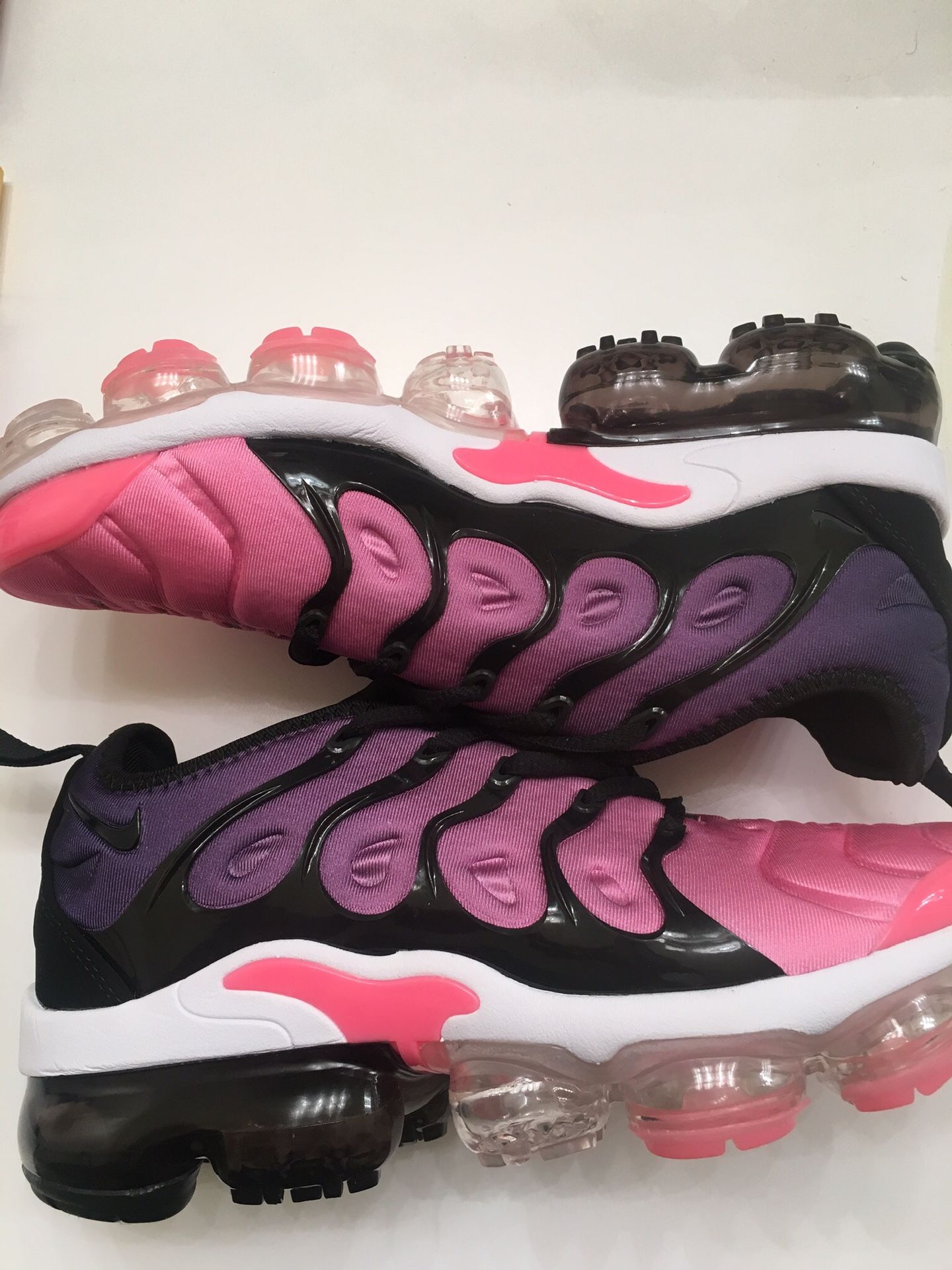 Nike Air VaporMax Plus TN Spectrum Pink Black Women's 7