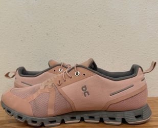 On Cloud Pink Waterproof Trail Running Hiking Shoes Women’s size 9.5