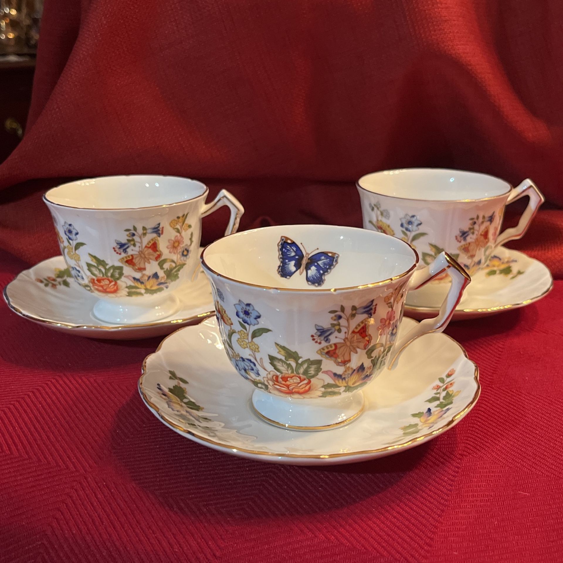 Aynsley Cottage Garden set of three gold rimmed cups & saucers