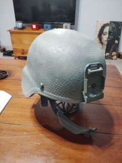 ACH Kevlar Military Helmet