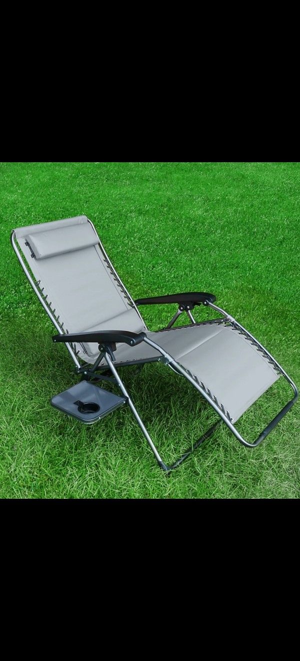 Berkley Jensen Deluxe Zero Gravity 2 Chairs