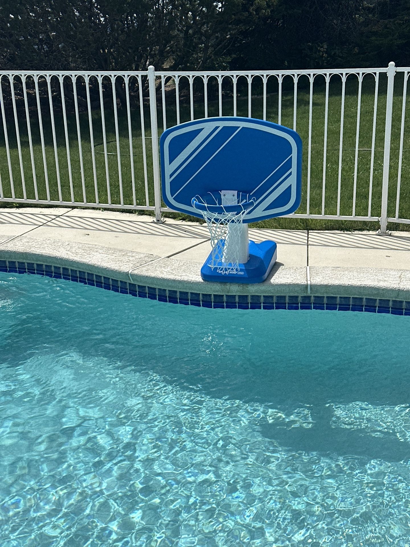 Swimming Pool Basketball Hoop - Like New 25% Off