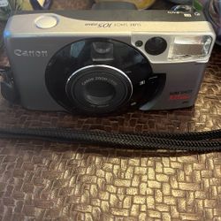  Canon Sure Shot 105 Zoom 35mm Point and Shoot Camera