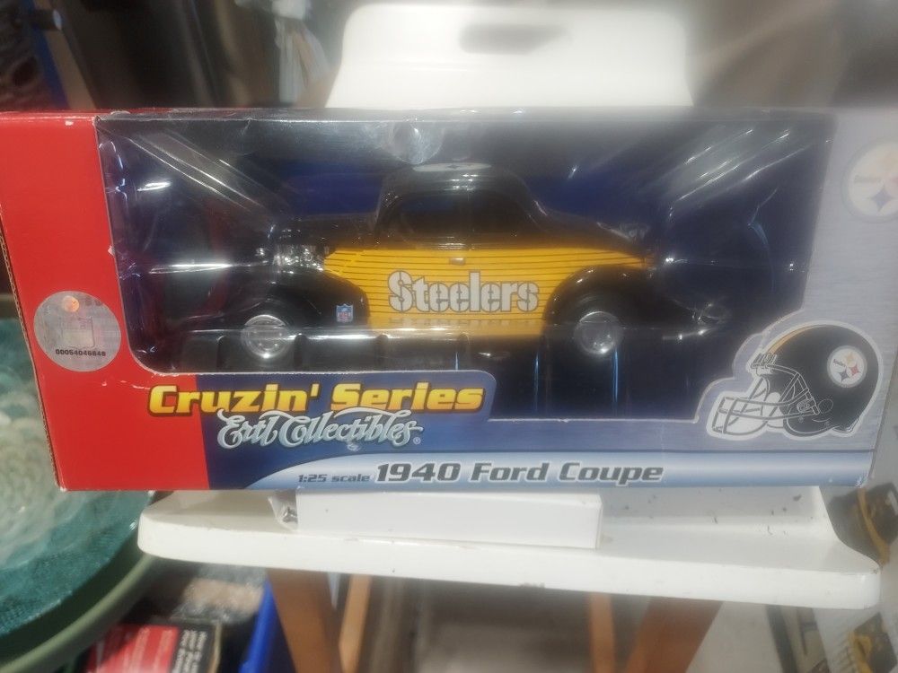 Steeler Snap-on Diecast Car