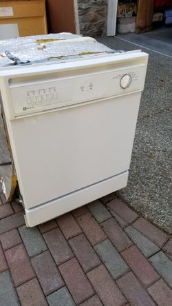 Maytag White Dishwasher