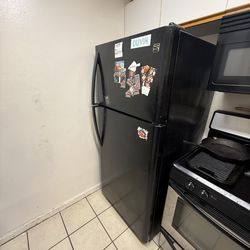 Kenmore fridge freezer