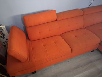 VINTAGE ORANGE COUCH