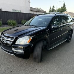 2011 Mercedes Benz GL350 BlueTEC Diesel Clean Title AWD