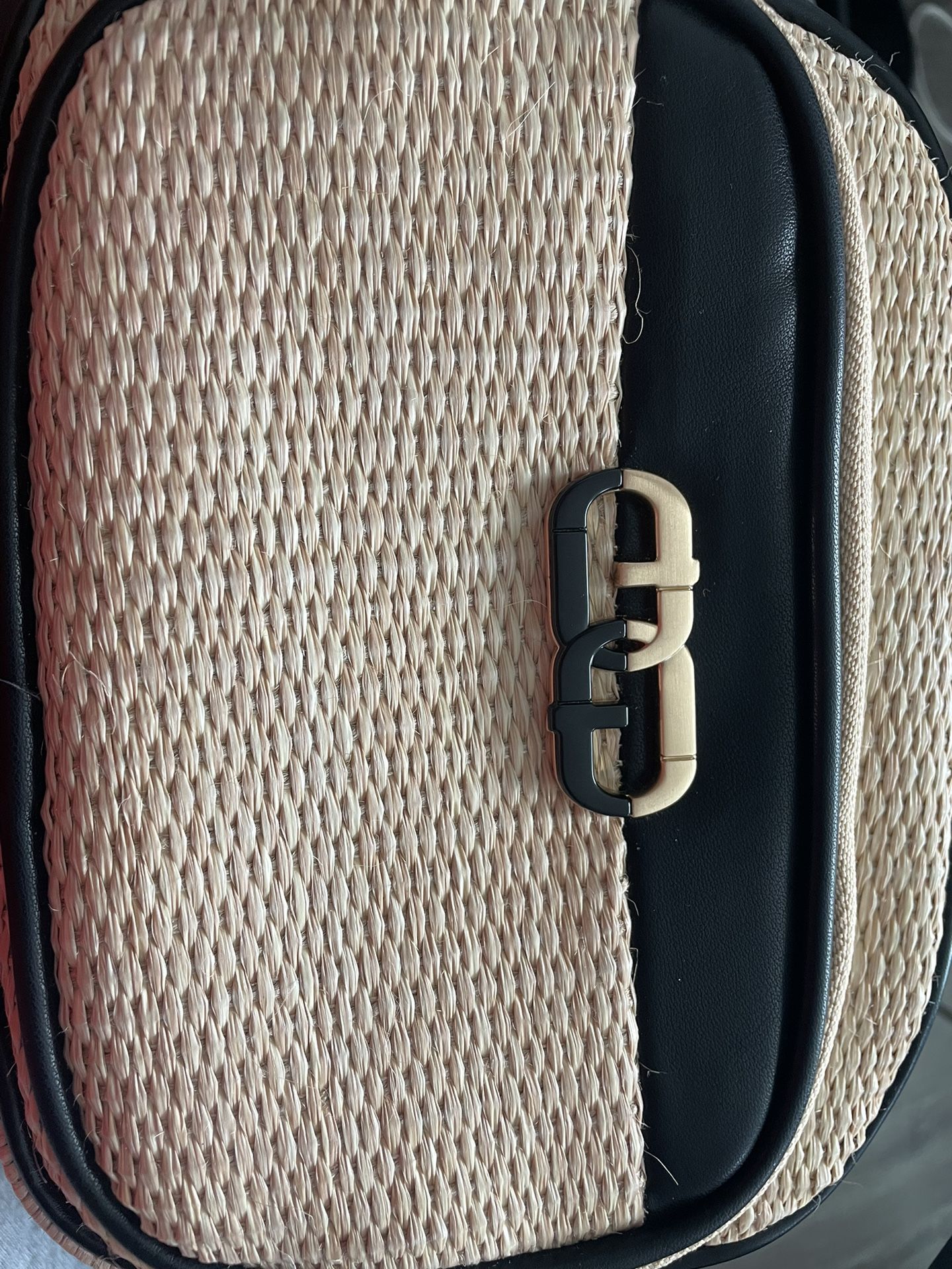Black Pepper Italian Season Purse