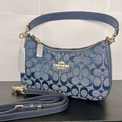 Coach Teri Shoulder Bag - no box