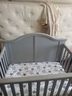 Baby crib