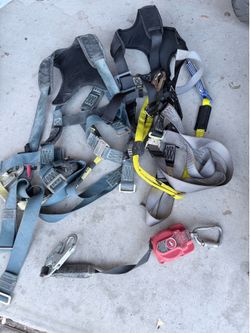 Fall protection harness