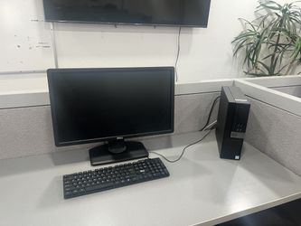 Computer With Monitor And Keyboard
