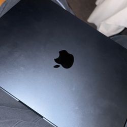 macbook air 2025 m4 chip 13”