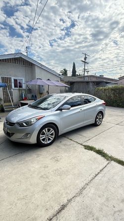 2012 Hyundai Elantra