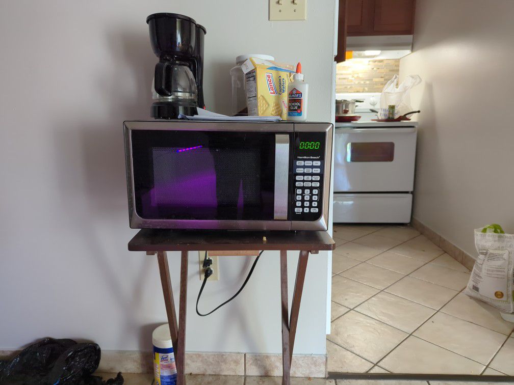 Microwave With Stand 