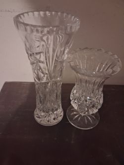 2 bud  crystal vases