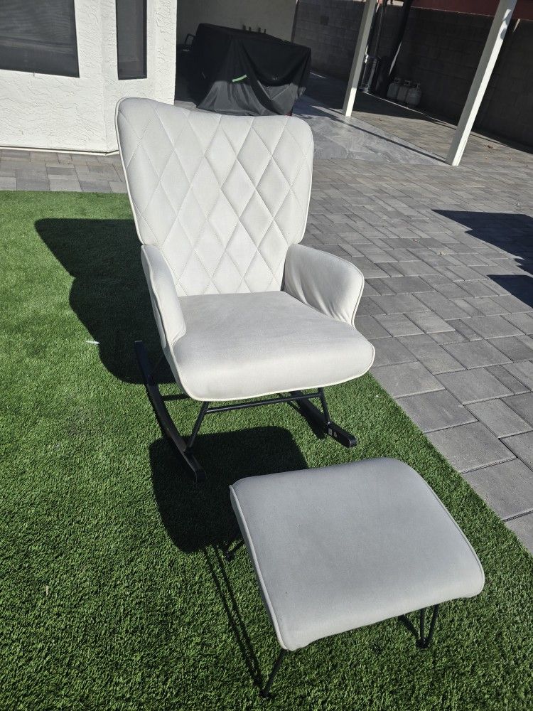 Nursery Chair Set
