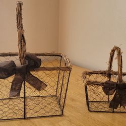 Wire Baskets With Bow