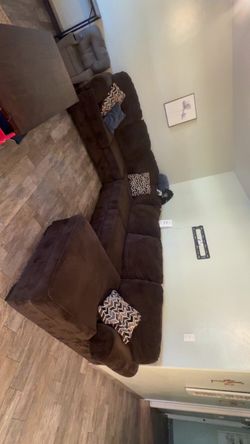 Brown sectional pick up Tulare $550 OBO