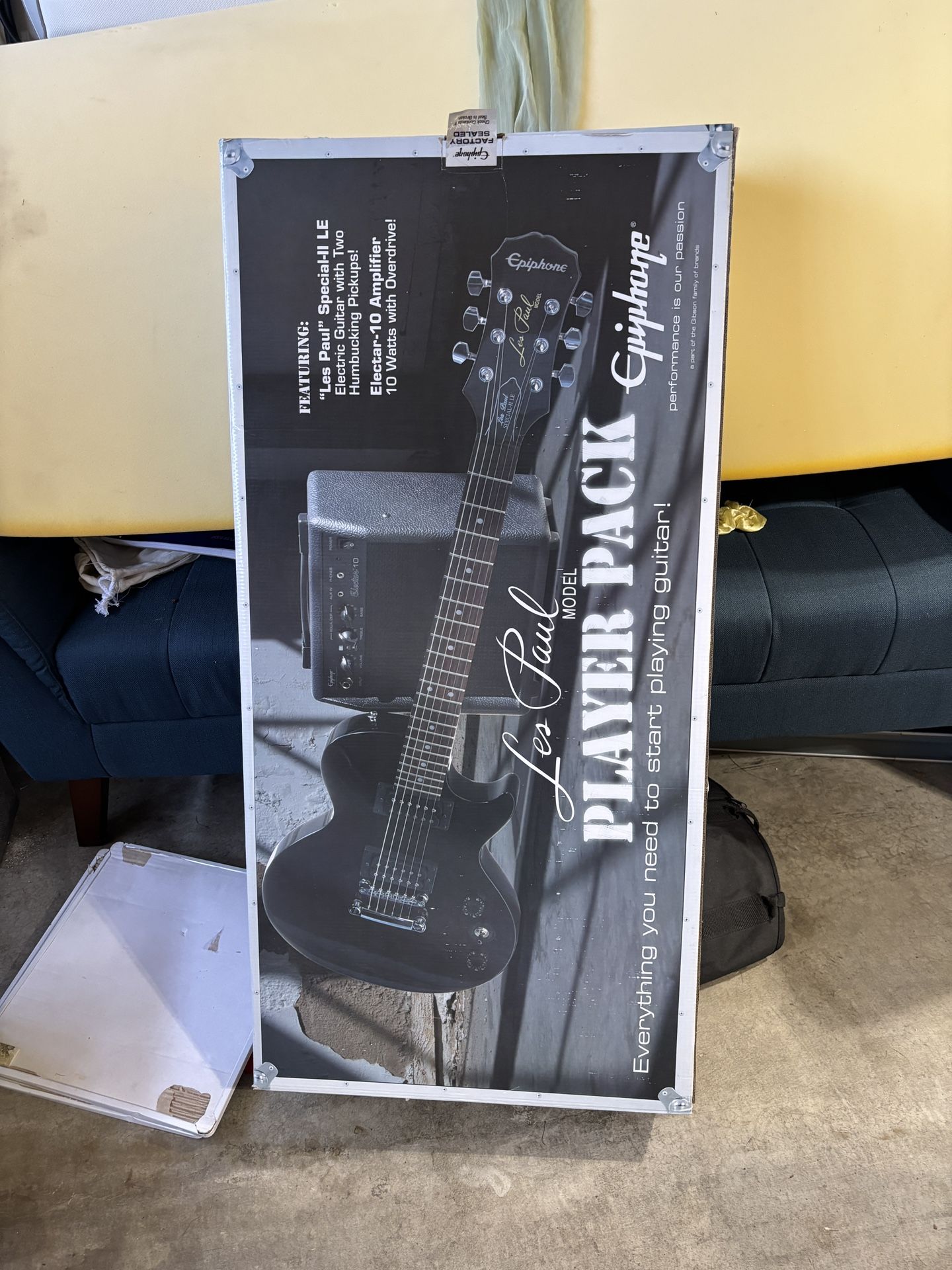 Epiphone Les Paul Electric Guitar Player Pack – Excellent Condition
