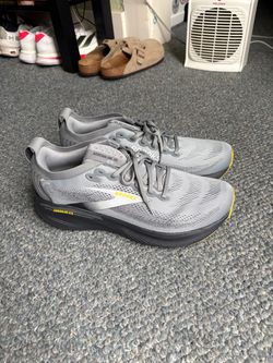 Brooks Adrenaline GTS 25 Mens Primer/Ebony/Jasmin