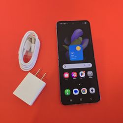 Samsung Z Flip 4 - UNLOCKED - Like New (Purple)