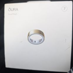 Oura Ring Gen 4 – Gold – Size 7 – Brand New, Sealed (Premium Color)