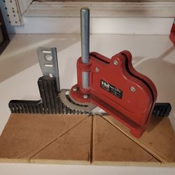 VINTAGE Hempe Manufacturing Company Miter Box