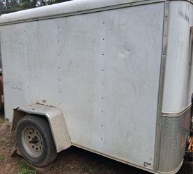 5x8 Enclosed Trailer