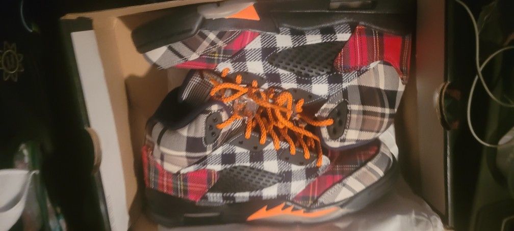 Jordan 5's
