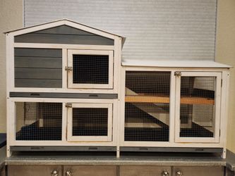 2-story pet house, bunny hutch, chicken cage