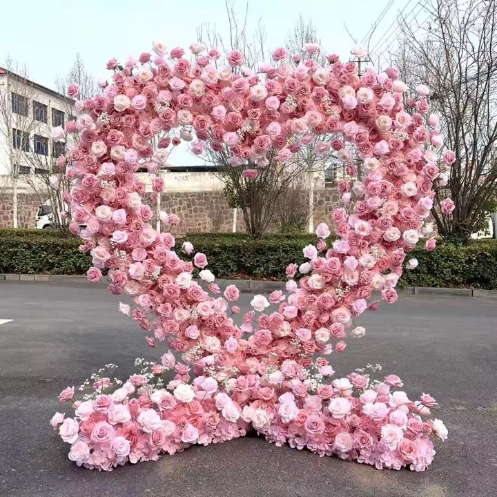Beautiful 8x8ft Heart Arch