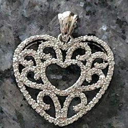 New 925 Stirling Silver Heart Pendant Aaa C,Z
