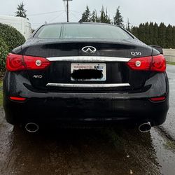 2015 Infiniti Q50