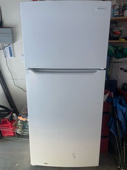 Frigidaire Refrigerator