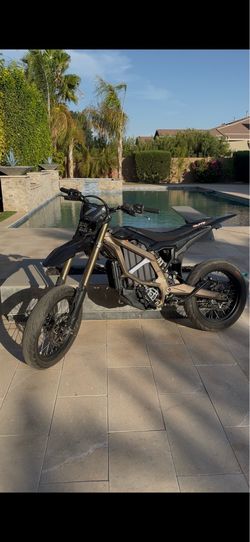 2026 Surron Ultra Bee