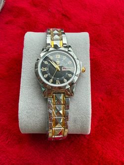 Woman watch
