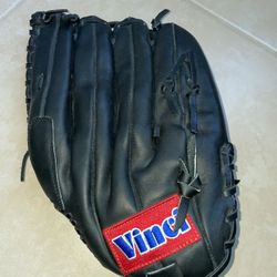 Brand New Vinci Baseball Glove . Adults